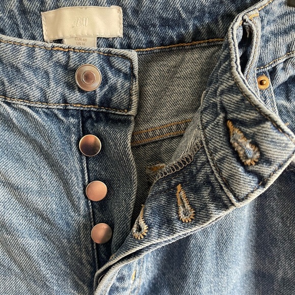 H&M High Rise Button Fly Jean, Light Wash, Women’s 16 - Picture 8 of 9
